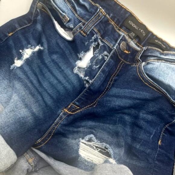 Kendall + Kylie Size 28 The Icon Cut Off Jean Extremely! Distressed Denim Shorts - Picture 5 of 11